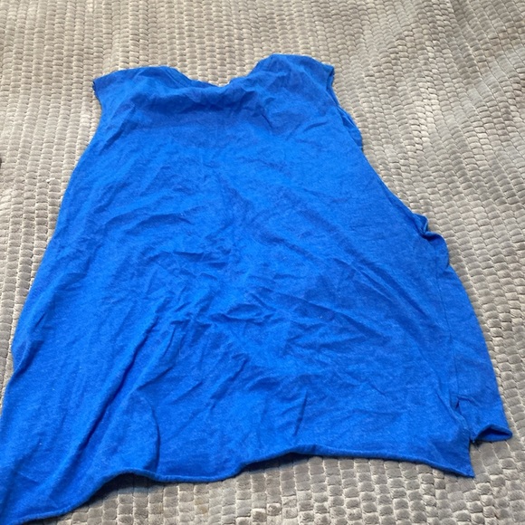 Women’s Superman tank top size X-Large - Picture 2 of 3